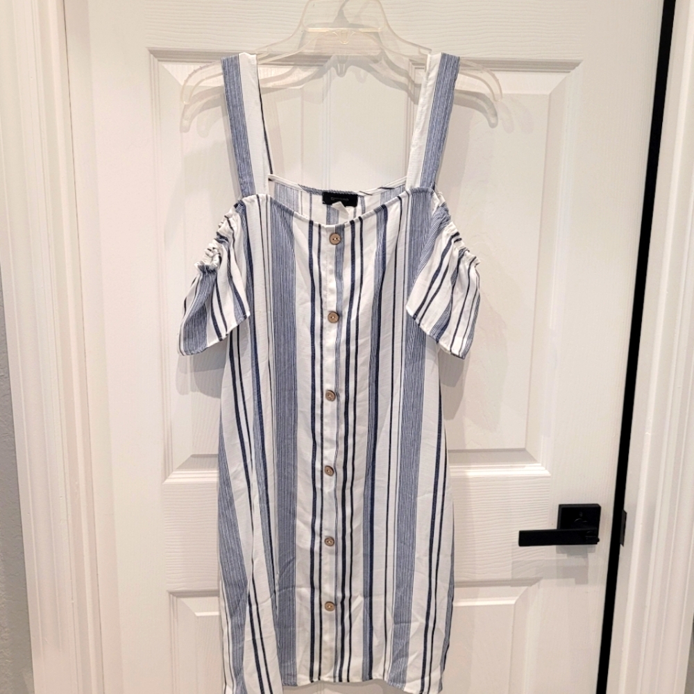 Summer dress off the shoulder blue and white strip sz M